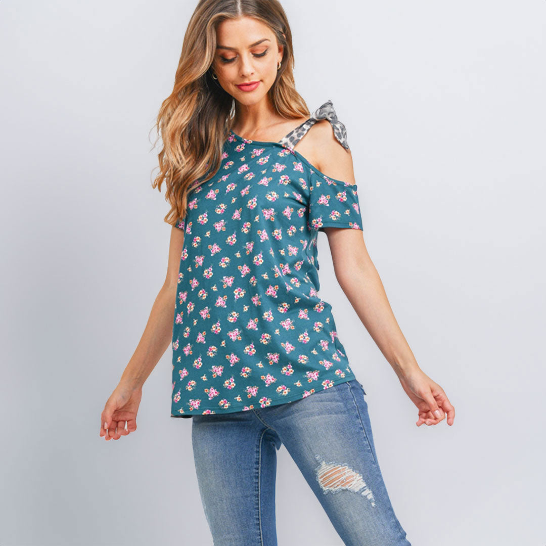Cold Shoulder Floral Top, Top, Curvy, Cute top, Floral, Top, With curves, Woman apparel, Women's top, Womens clothing - Miah & Elliott