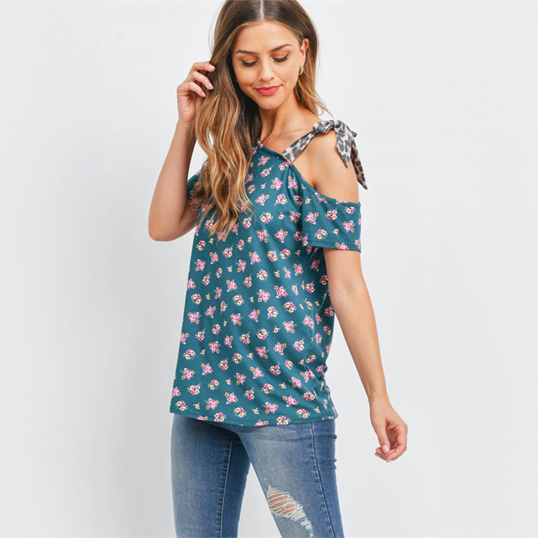 Cold Shoulder Floral Top, Top, Curvy, Cute top, Floral, Top, With curves, Woman apparel, Women's top, Womens clothing - Miah & Elliott