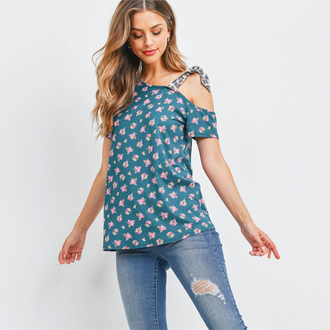 Cold Shoulder Floral Top, Top, Curvy, Cute top, Floral, Top, With curves, Woman apparel, Women's top, Womens clothing - Miah & Elliott